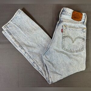 Levi's Light Wash Straight Leg Jeans